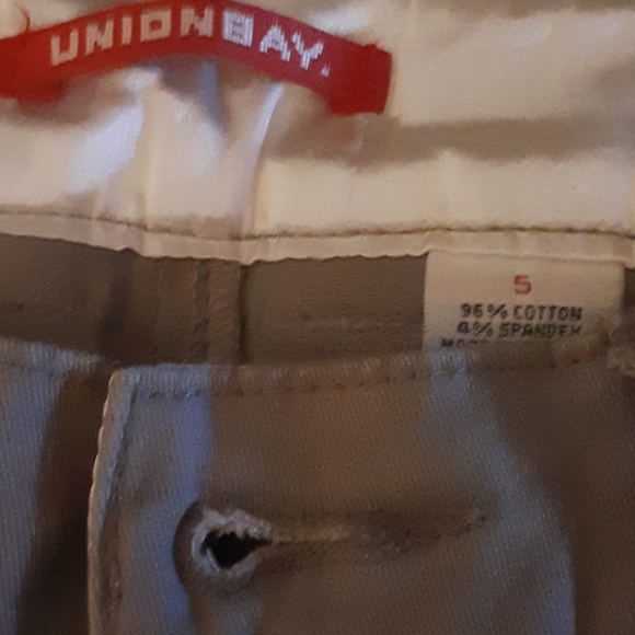 Union Bay Khakis  new w/o tag - Picture 3 of 7